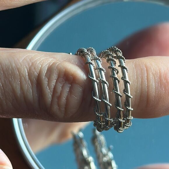 Vintage silver oblong wire wrapped hoop earrings - Picture 3 of 5